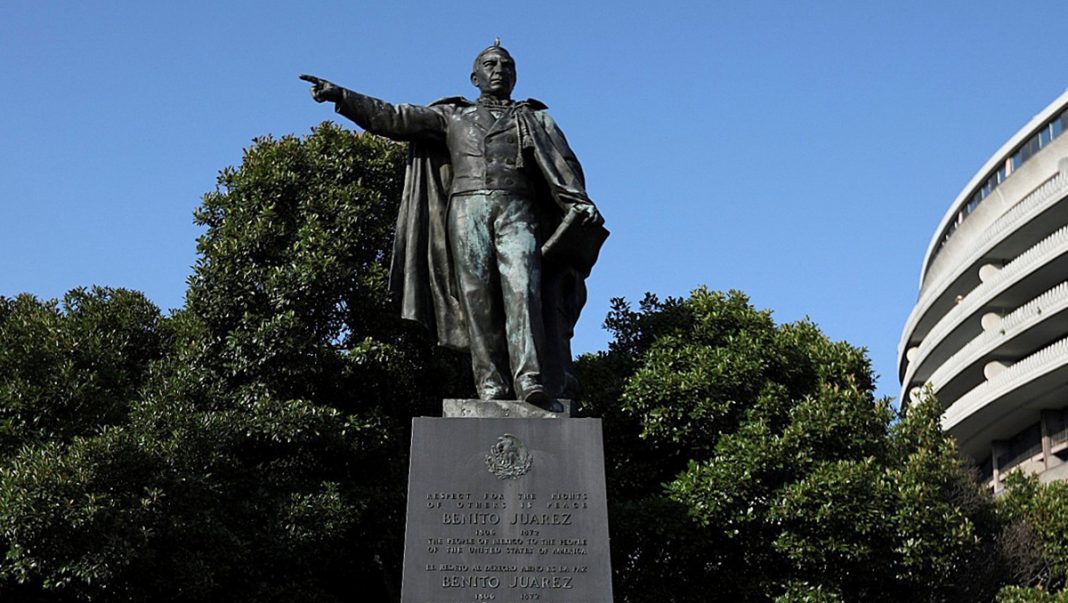 López Obrador homenajea a Lincoln y Juárez en inicio de visita a Washington