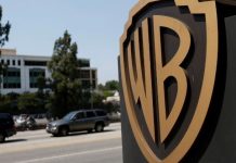Warner Bros. sube al escenario en CinemaCon en medio de protestas por compra de Paramount