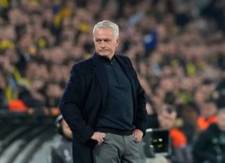 Mourinho critica a Portugal tras empate en México