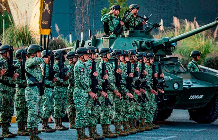 Militares mexicanos