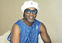 Ronaldinho lanza su primer disco ´Camisa 10´