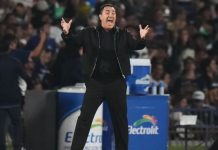 Efraín Juárez queda fuera de Champions League tras eliminación