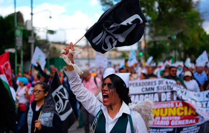 Trabajadores del Seguro Social